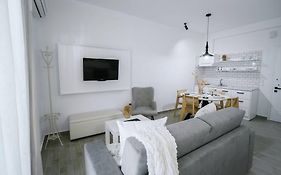 Luxury Central Studio